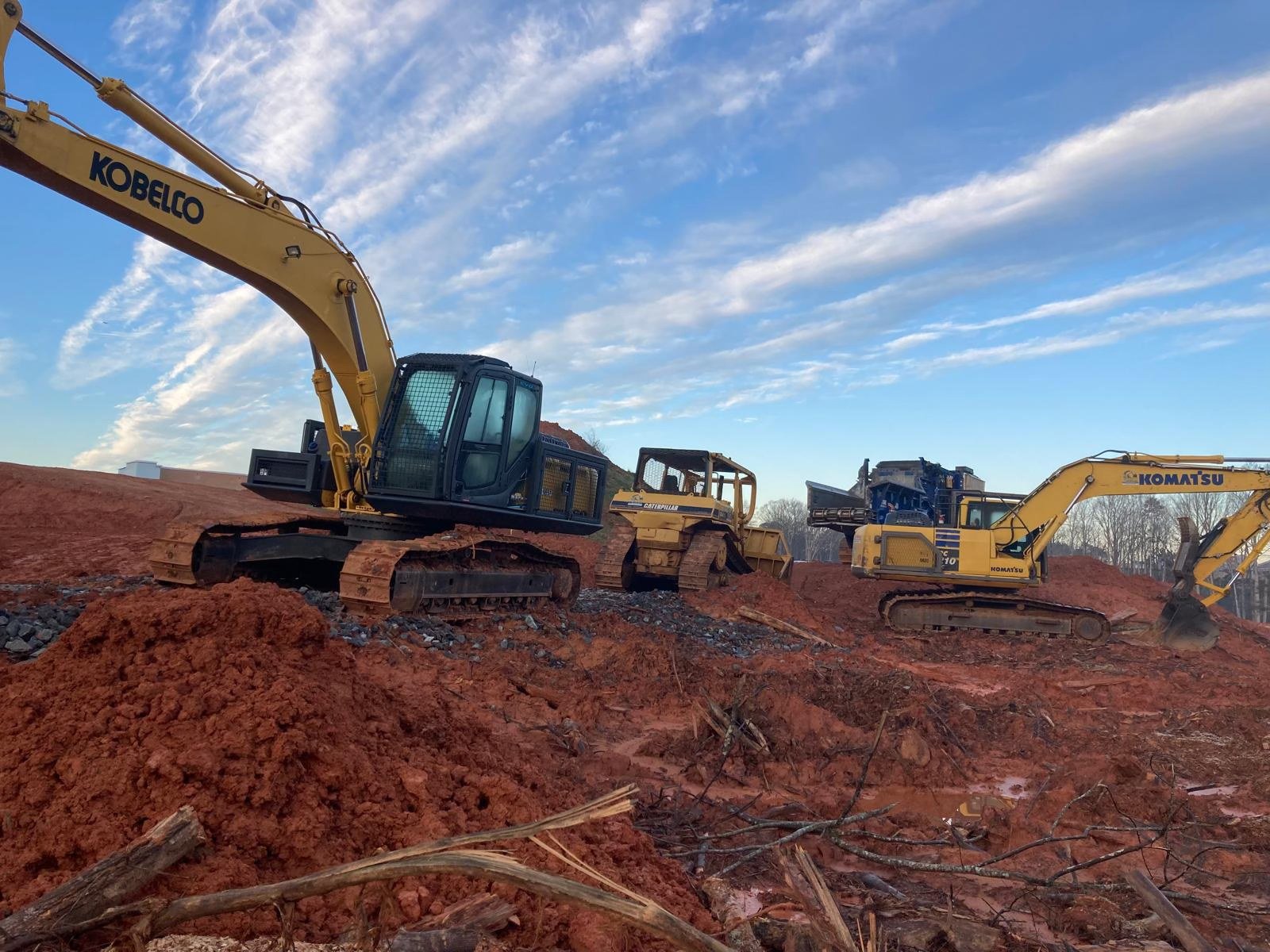 469348112_122145684668340885_6383600576908129223_n